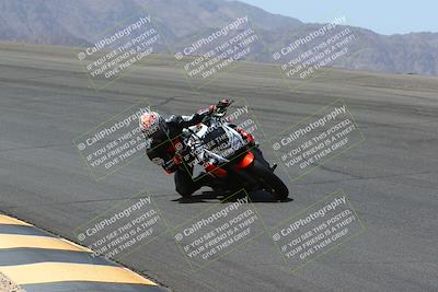 media/Apr-10-2022-SoCal Trackdays (Sun) [[f104b12566]]/Bowl (11am)/